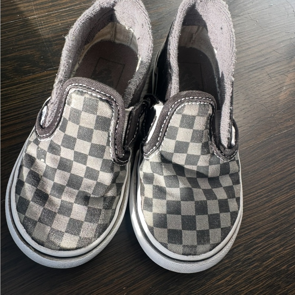 Vans Checkered Sneakers toddler Sz 8